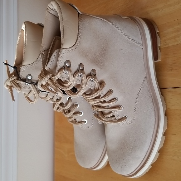 SOREL Lennox Lace STKD Boots - Picture 3 of 12